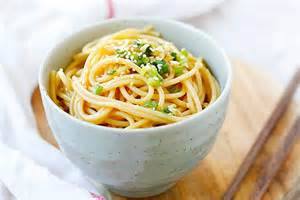 sesame-noodles-with-lemon-grass-and-garlic.jpg